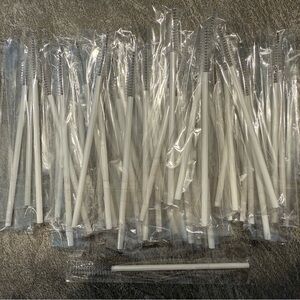 Clinique Lash Building Primer Mascara wands (100)